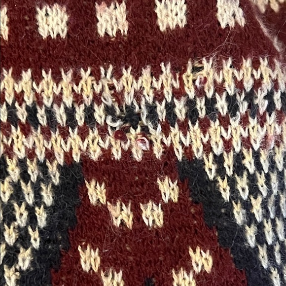 Geometric Patterned Cardigan - Picture 7 of 9